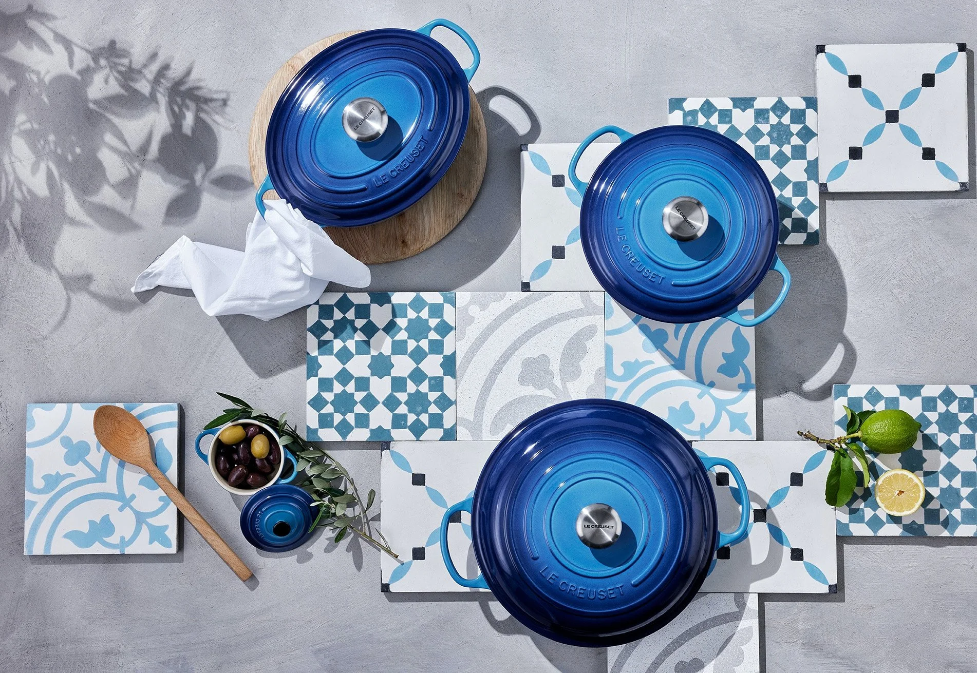 Le Creuset Azure — Dossier Magazine